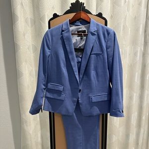 Banana Republic Women’s Suit, Blue